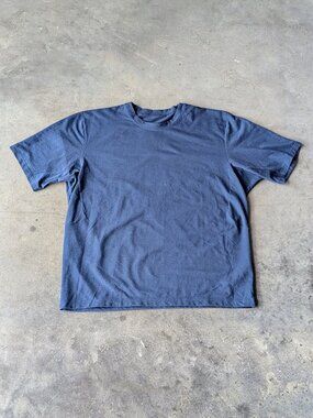 Lululemon Men's Navy Blue Short Sleeve Crewneck T-Shirt